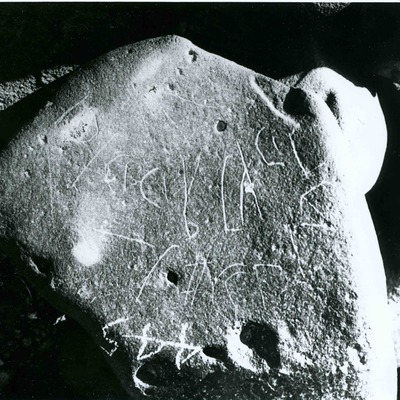 inscription of siglum WH 2105