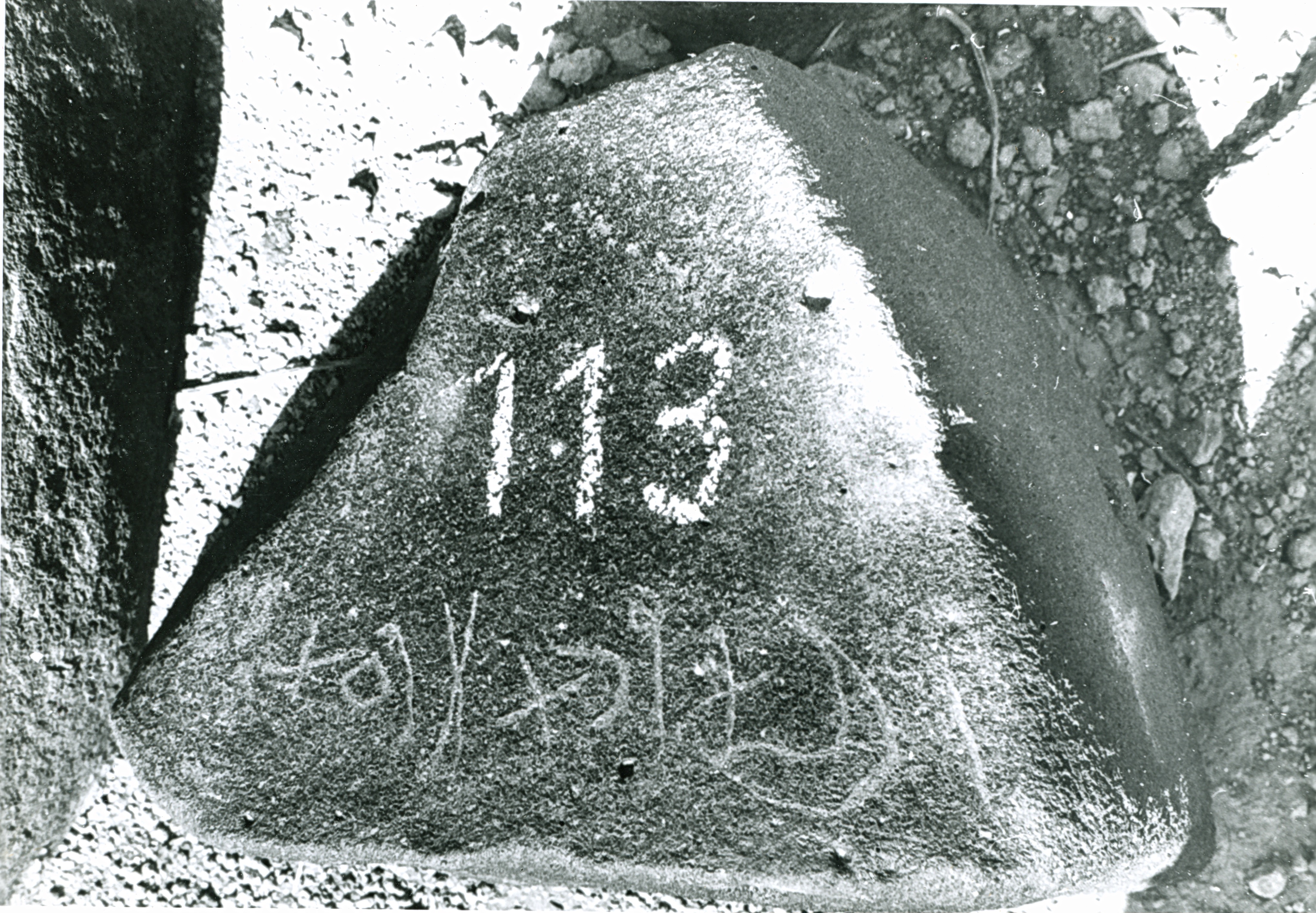 inscription of siglum WH 214