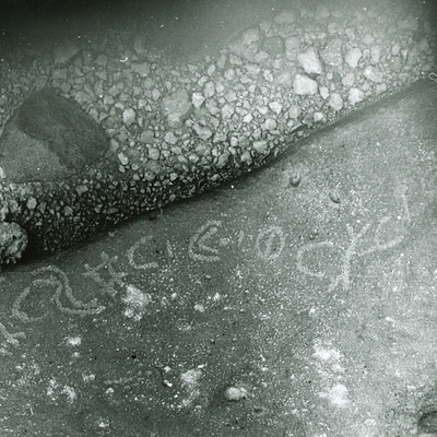 inscription of siglum WH 22