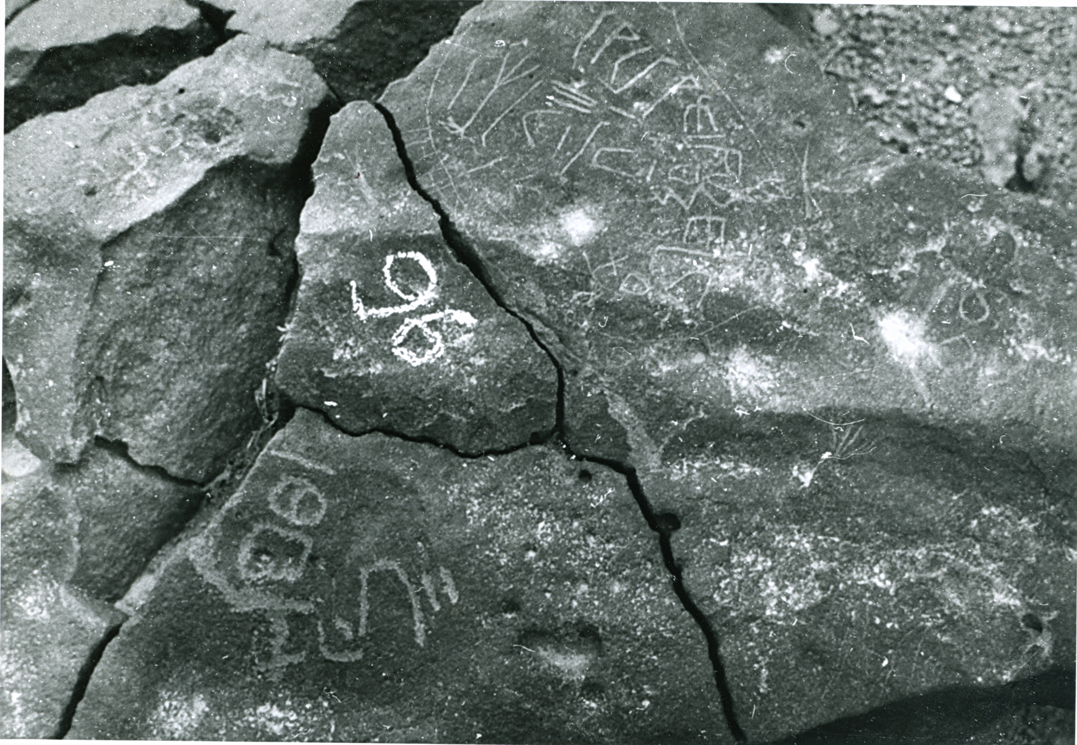 inscription of siglum WH 230