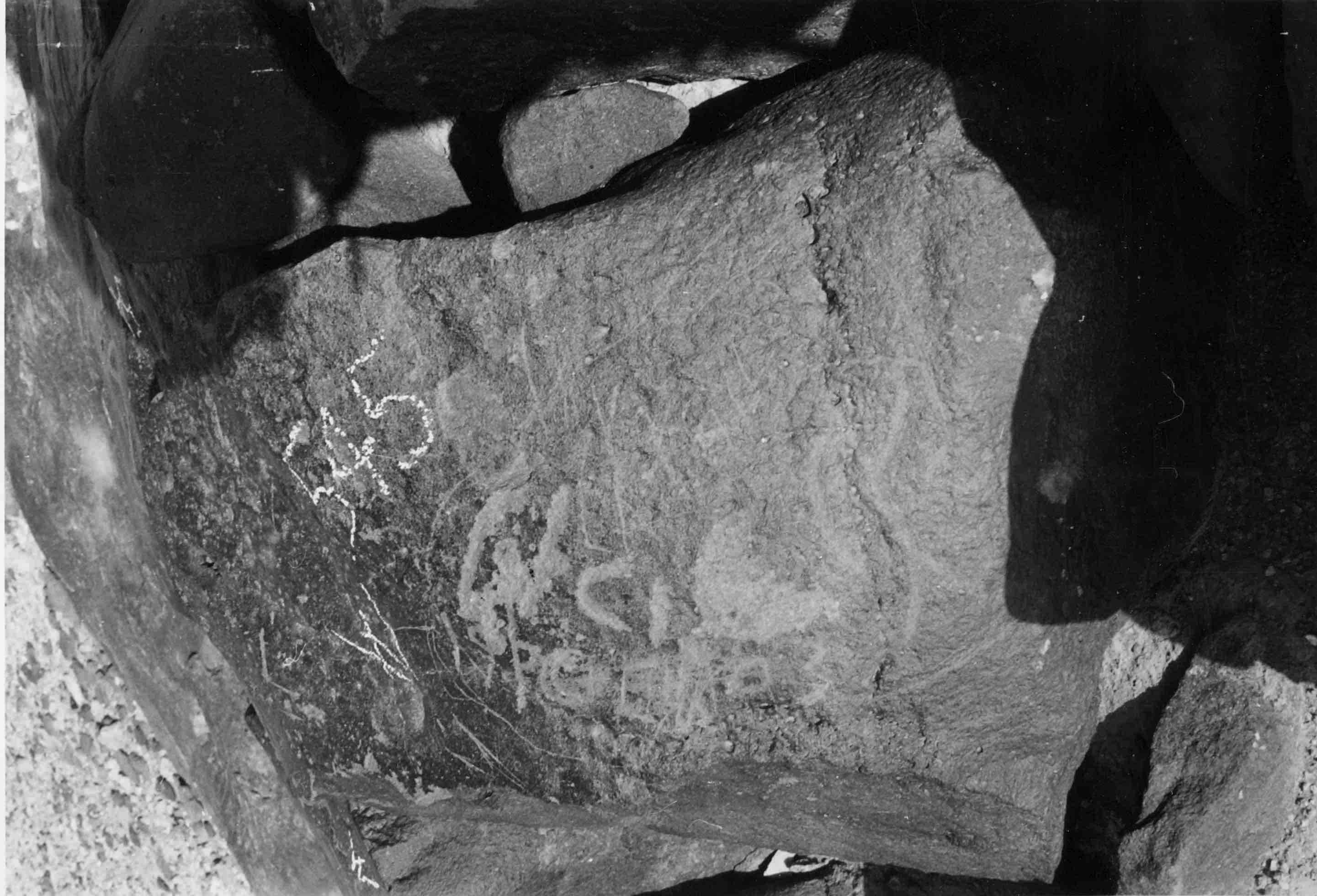 inscription of siglum WH 2474