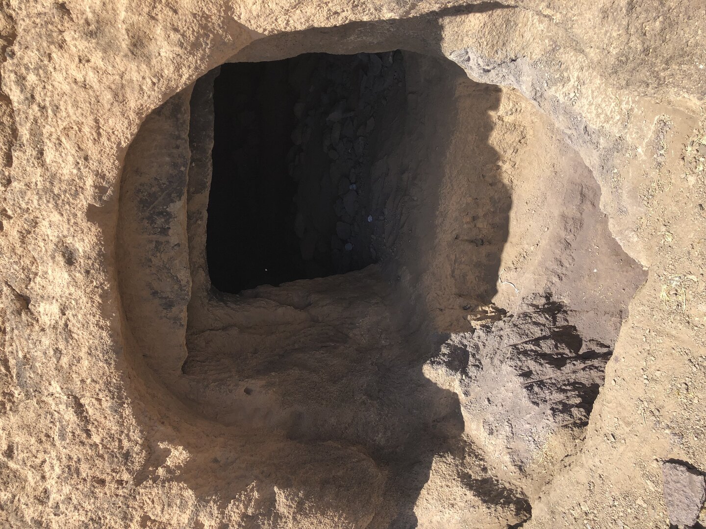Image of tomb II exterior 